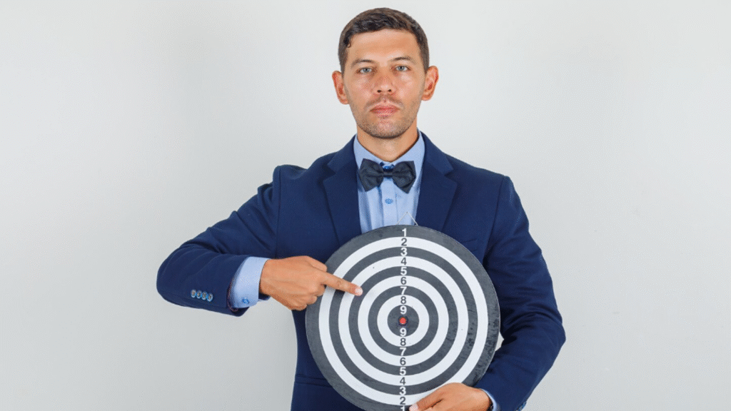 اول خطوة لكيف تبحث بذكاء عن عمل مناسب وأجر عالٍ
حدّد هدفك المهني بوضوح 