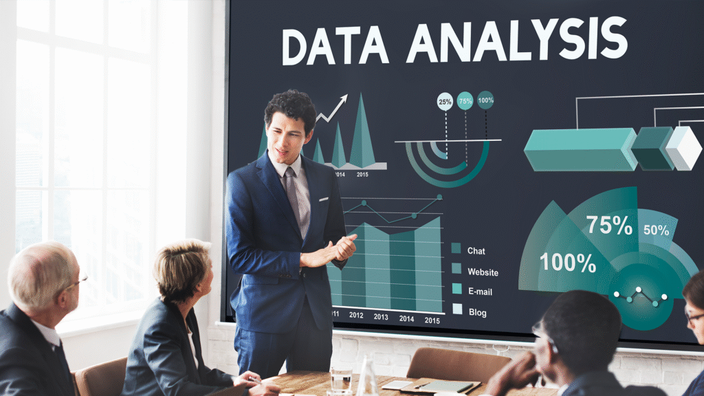 محللو البيانات وعلماء البيانات